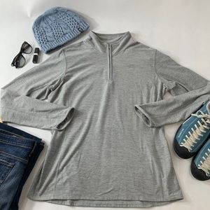 The North Face Long Sleeve 1/4 Zip Athletic Top Women’s XL